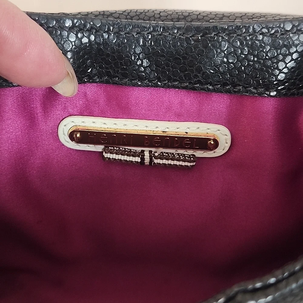 Henri Bendel Messenger/Computer Bag w/HB Wristlet